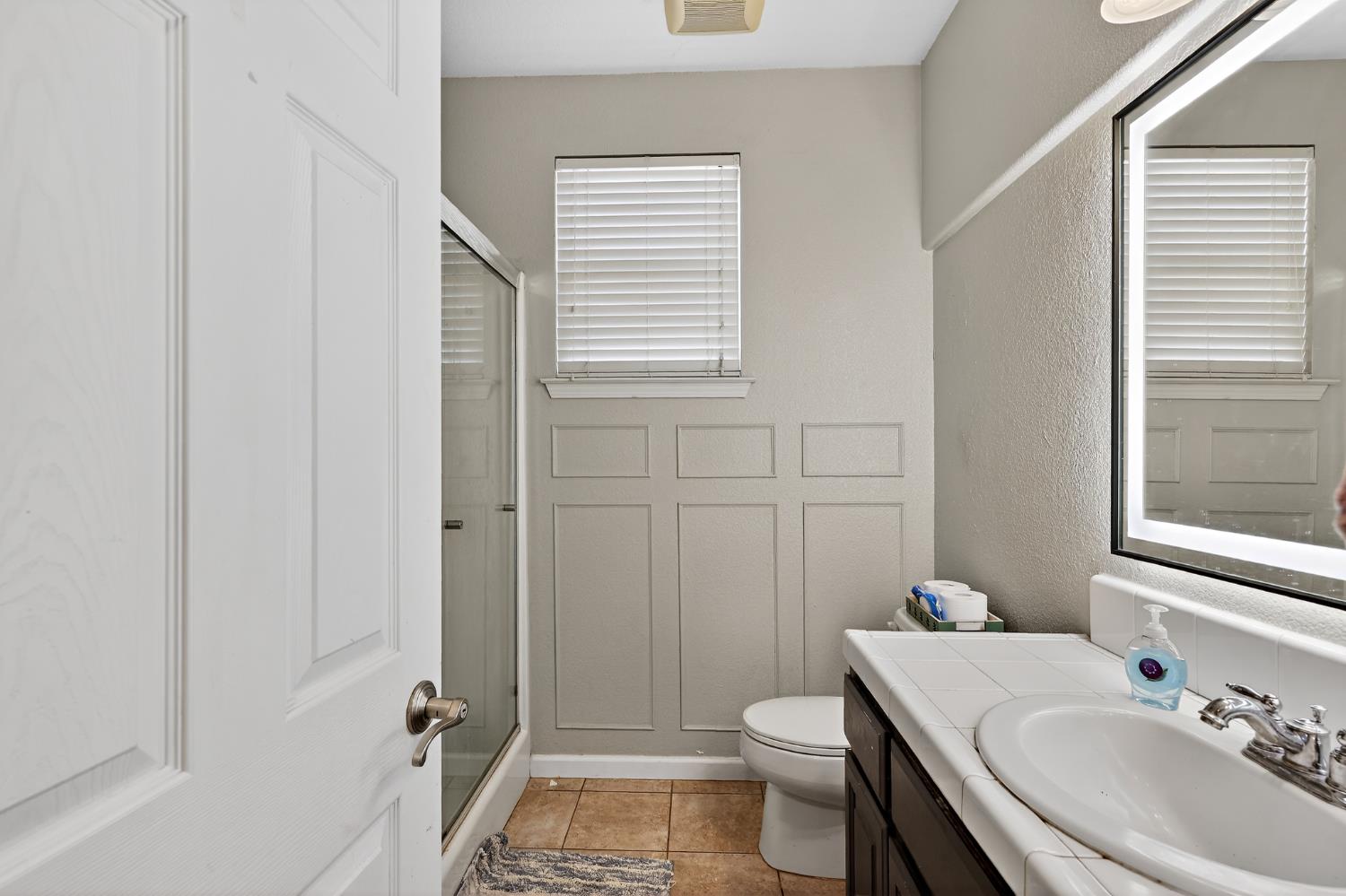 11437 Mirage Dr, Chowchilla, CA 93610