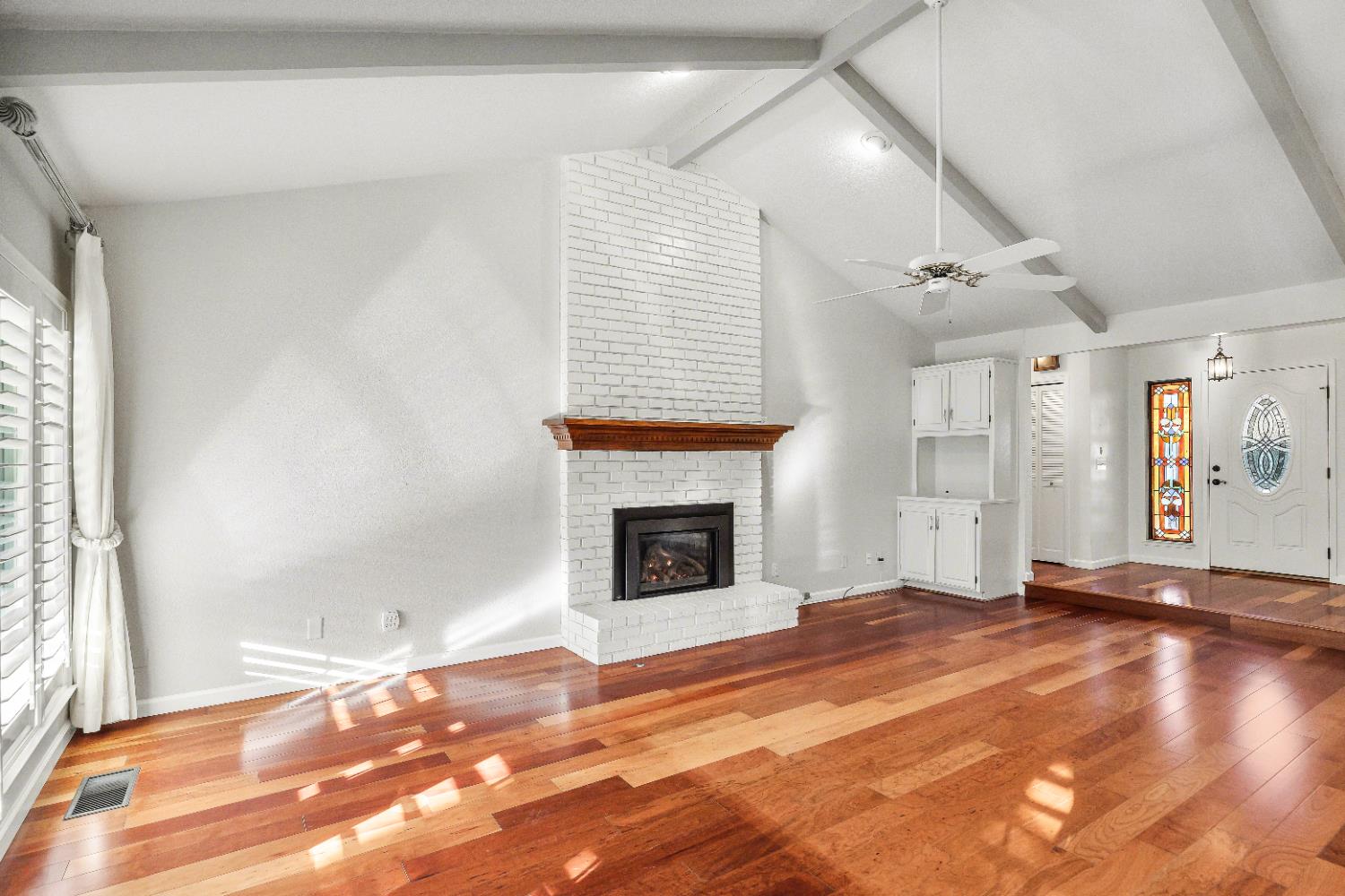 3809 Marigold Ln, Modesto, CA 95356