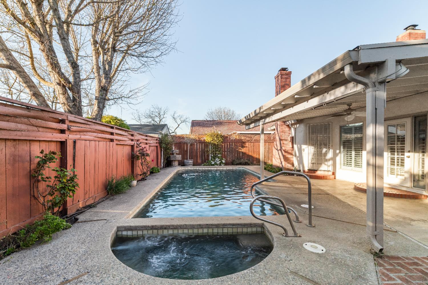 3809 Marigold Ln, Modesto, CA 95356