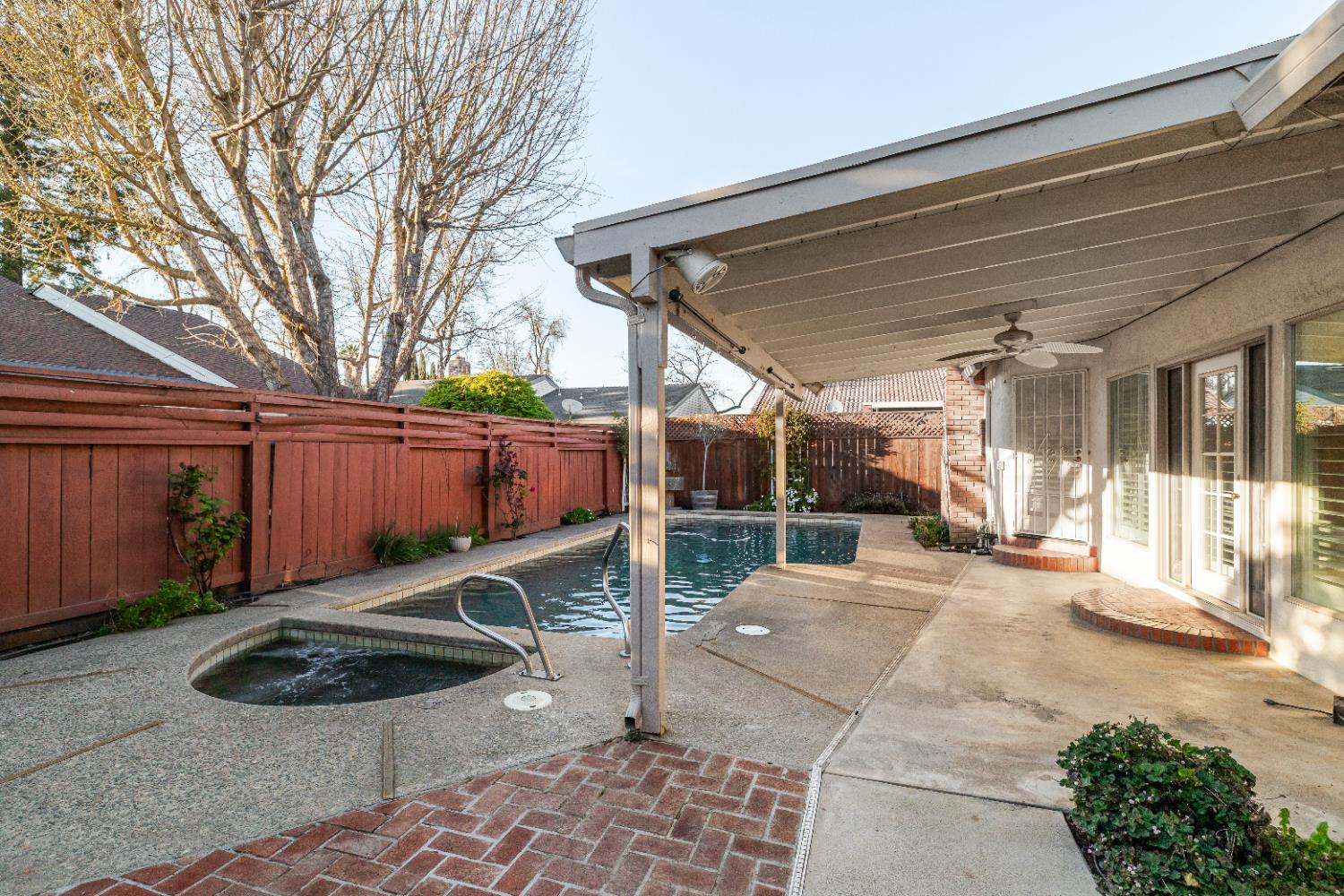 3809 Marigold Ln, Modesto, CA 95356