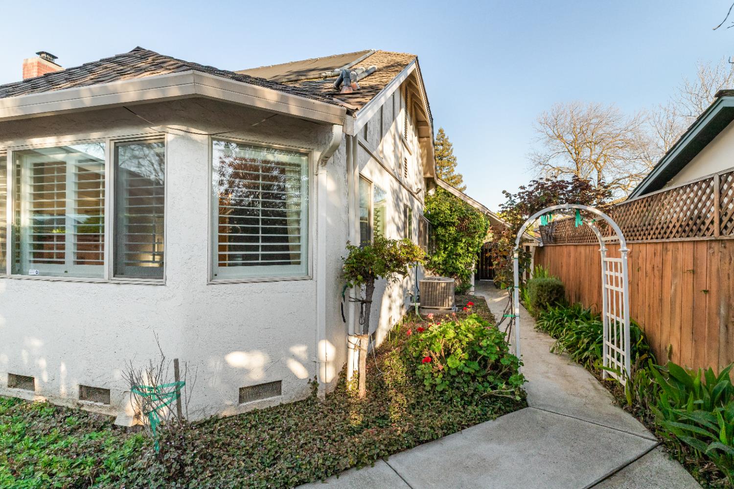 3809 Marigold Ln, Modesto, CA 95356