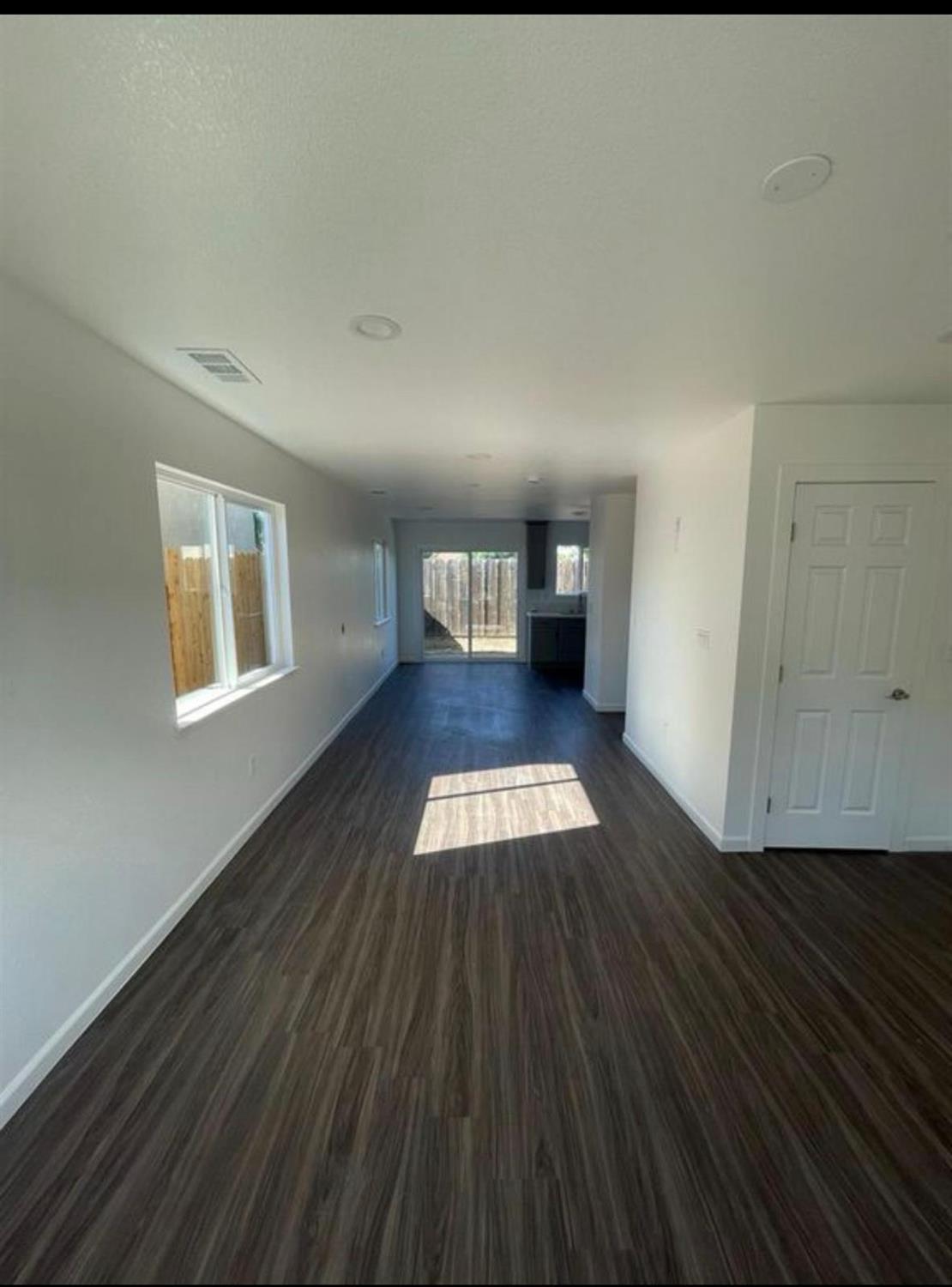 531 Jason Dr, Turlock, CA 95380