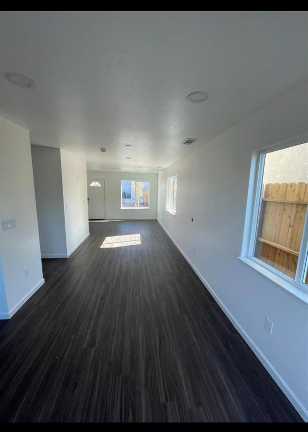 531 Jason Dr, Turlock, CA 95380