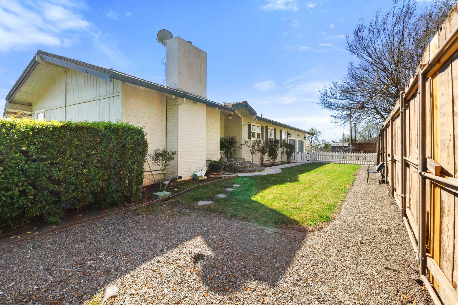 12030 Rodden Rd, Oakdale, CA 95361