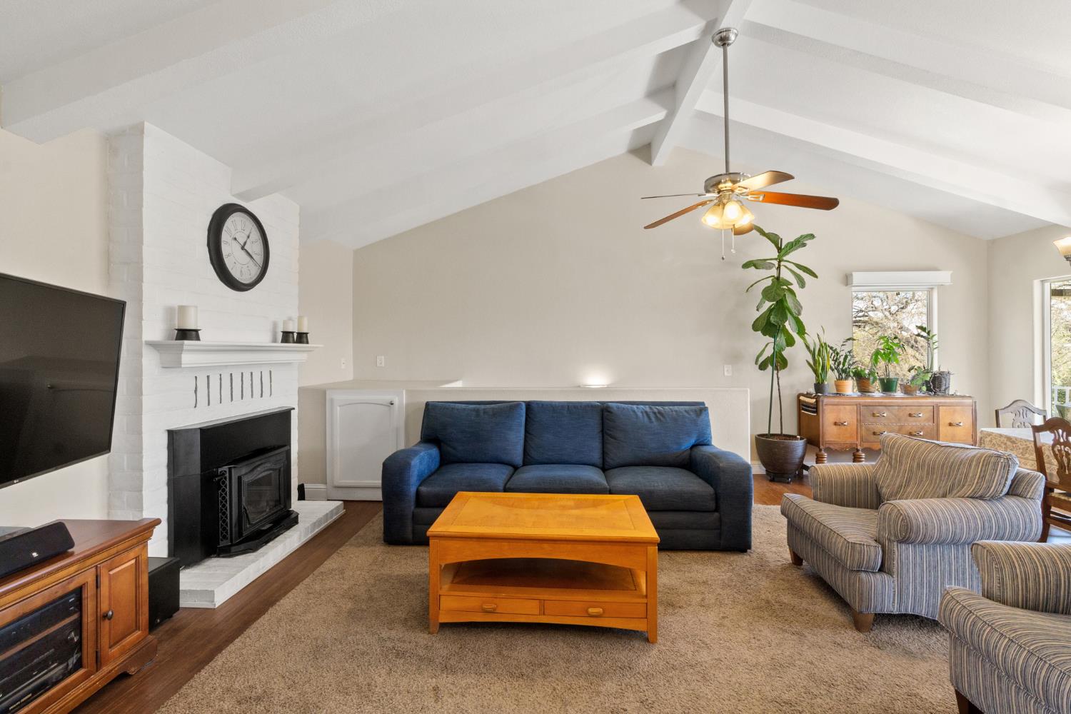 12030 Rodden Rd, Oakdale, CA 95361