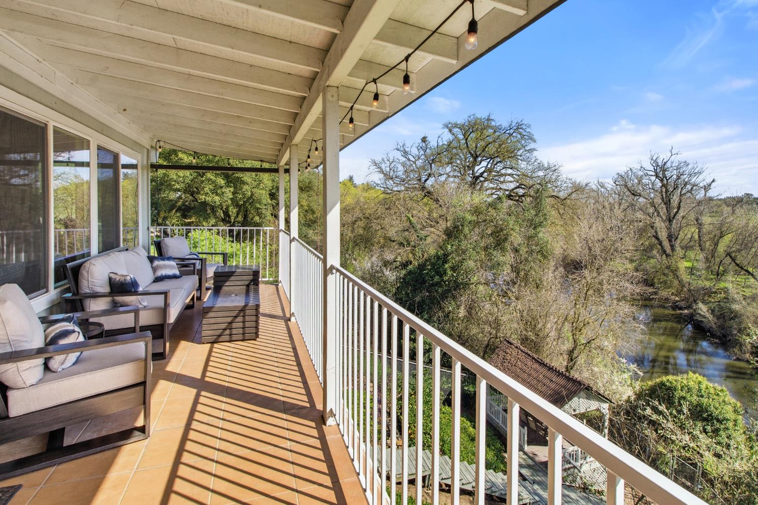 12030 Rodden Rd, Oakdale, CA 95361
