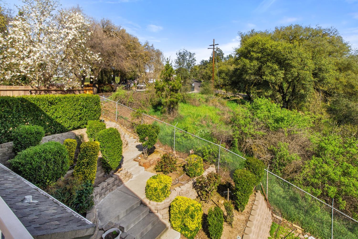 12030 Rodden Rd, Oakdale, CA 95361