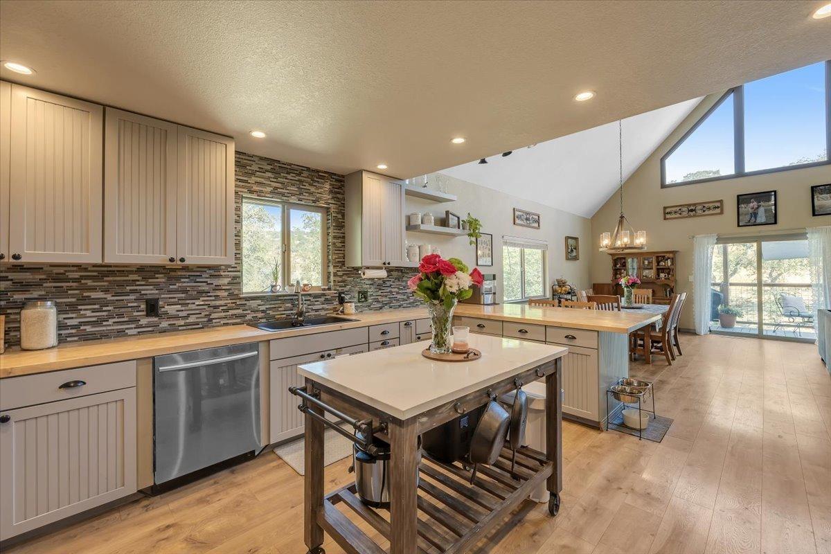 1499 Sawmill Rd #594, Copperopolis, CA 95228