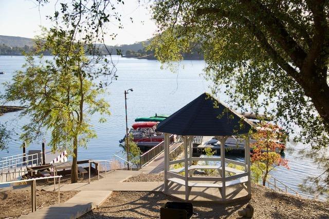 4464 Moccasin Ct, Copperopolis, CA 95228