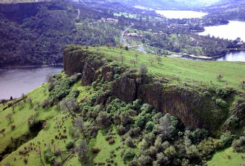 4464 Moccasin Ct, Copperopolis, CA 95228