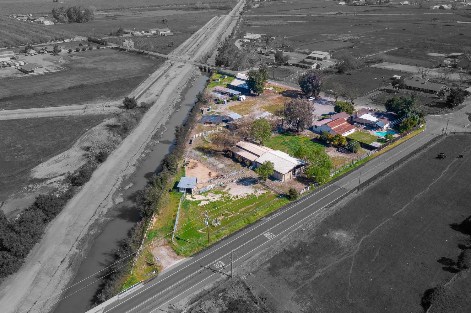 11501 Pioneer Ave, Oakdale, CA 95361