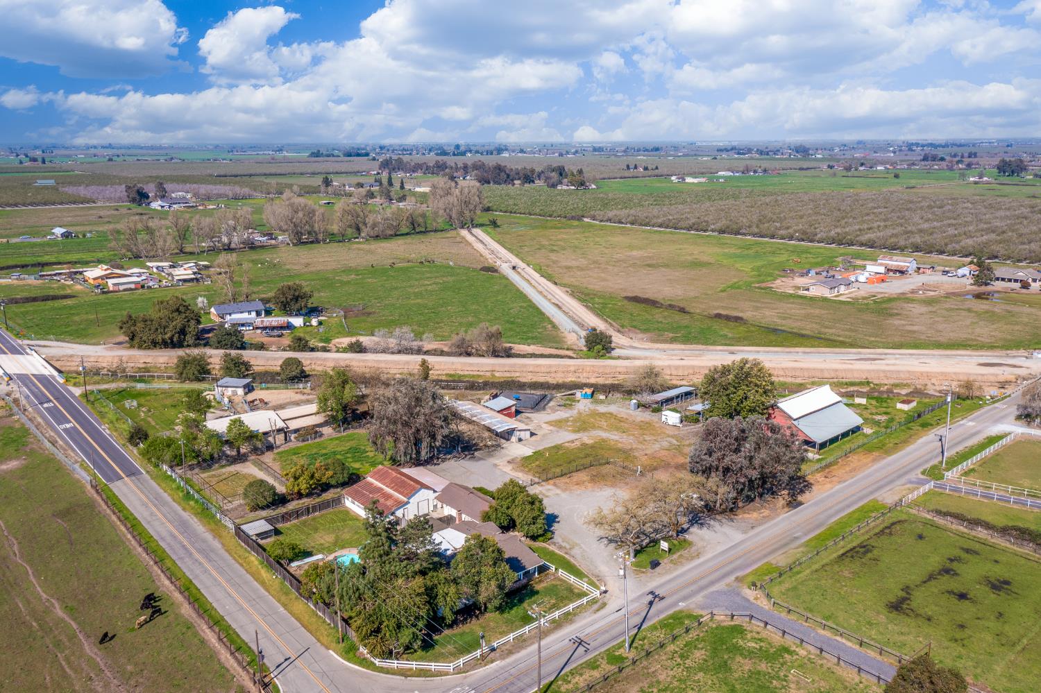 11501 Pioneer Ave, Oakdale, CA 95361