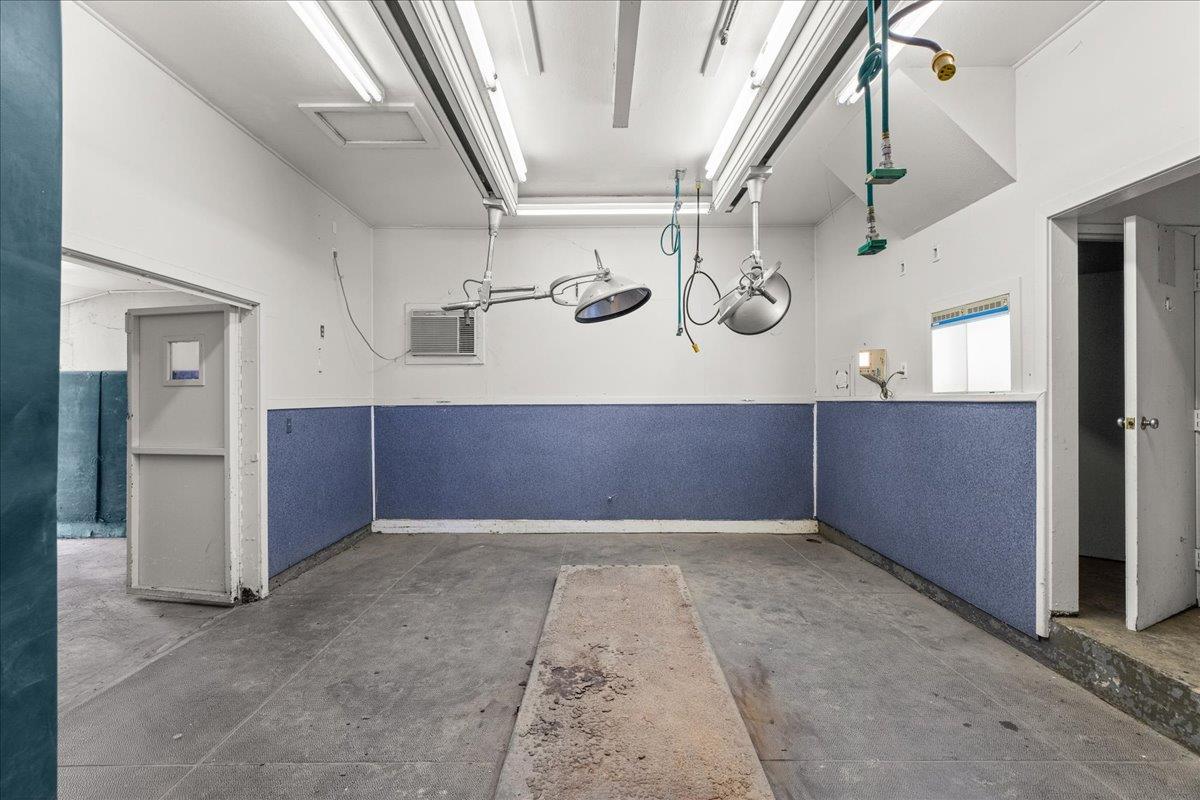11501 Pioneer Ave, Oakdale, CA 95361