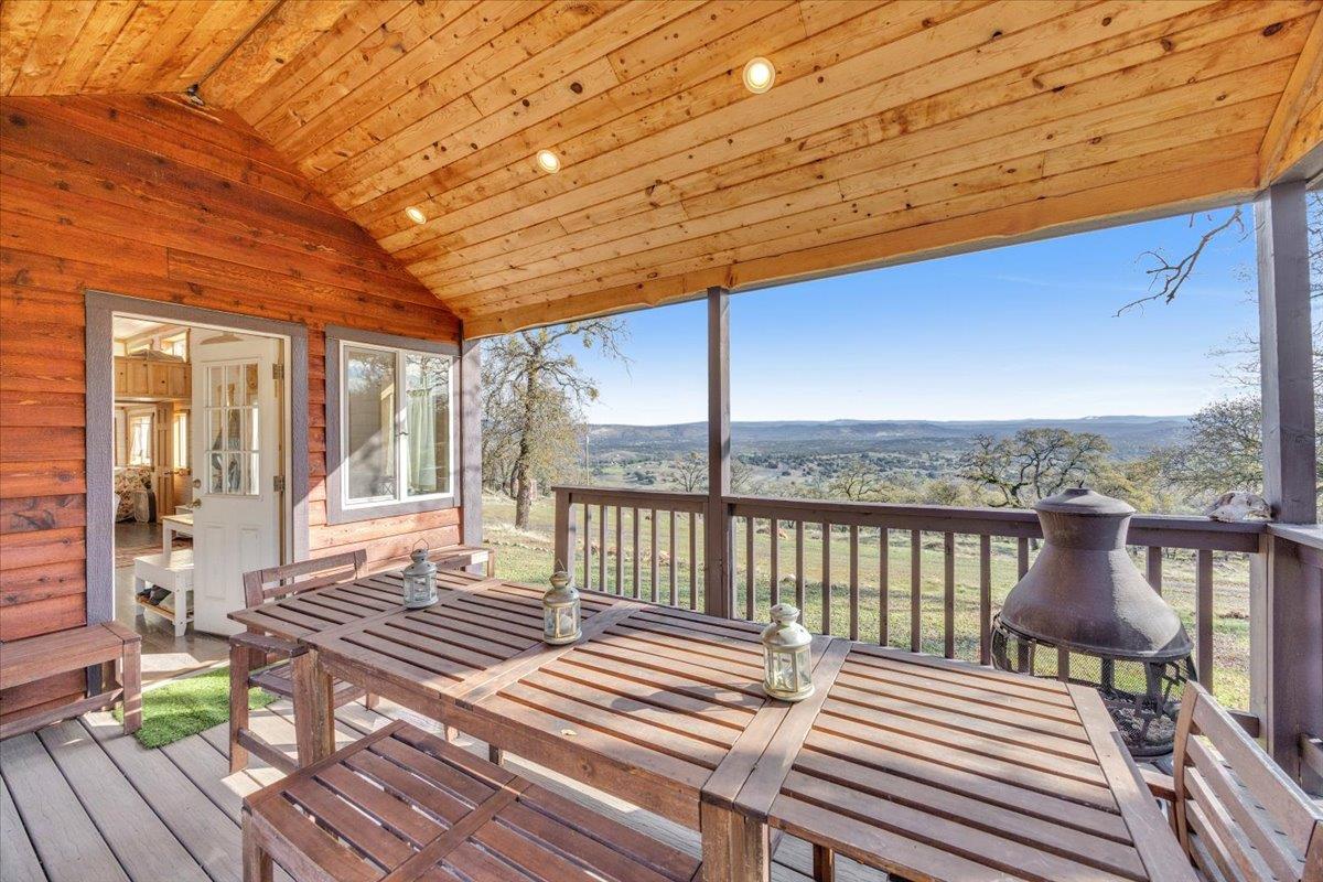 2460 Sulkey Ct, Copperopolis, CA 95228