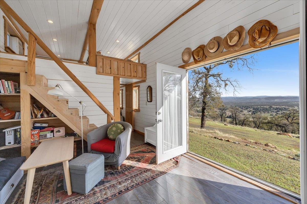 2460 Sulkey Ct, Copperopolis, CA 95228