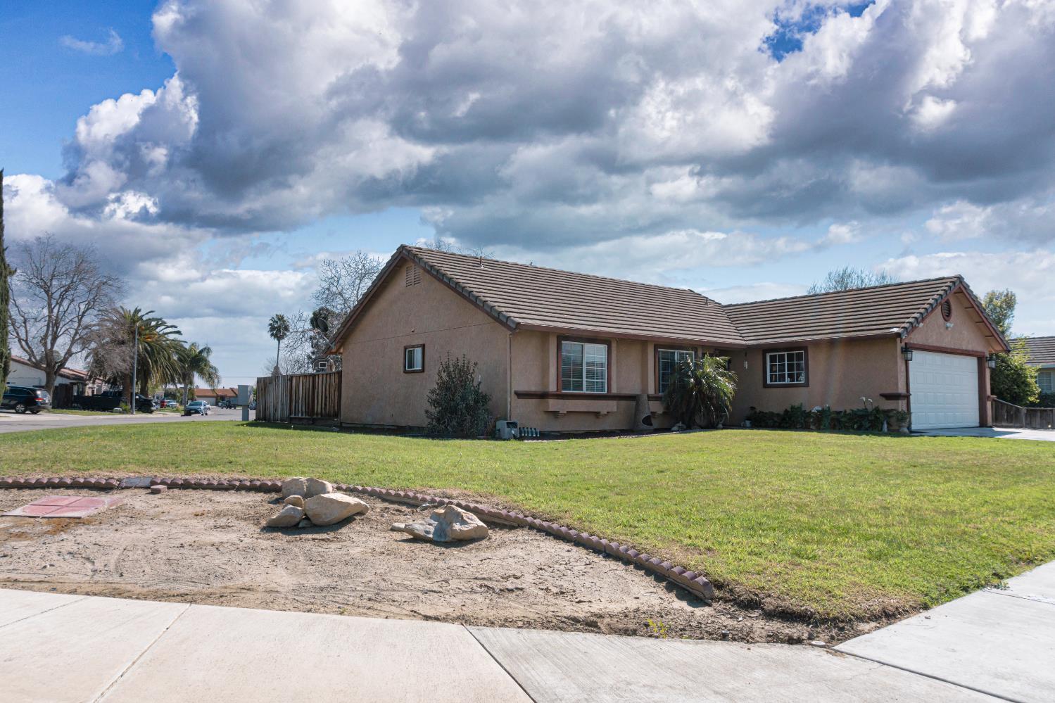 2030 Hastings Ave, Los Banos, CA 93635