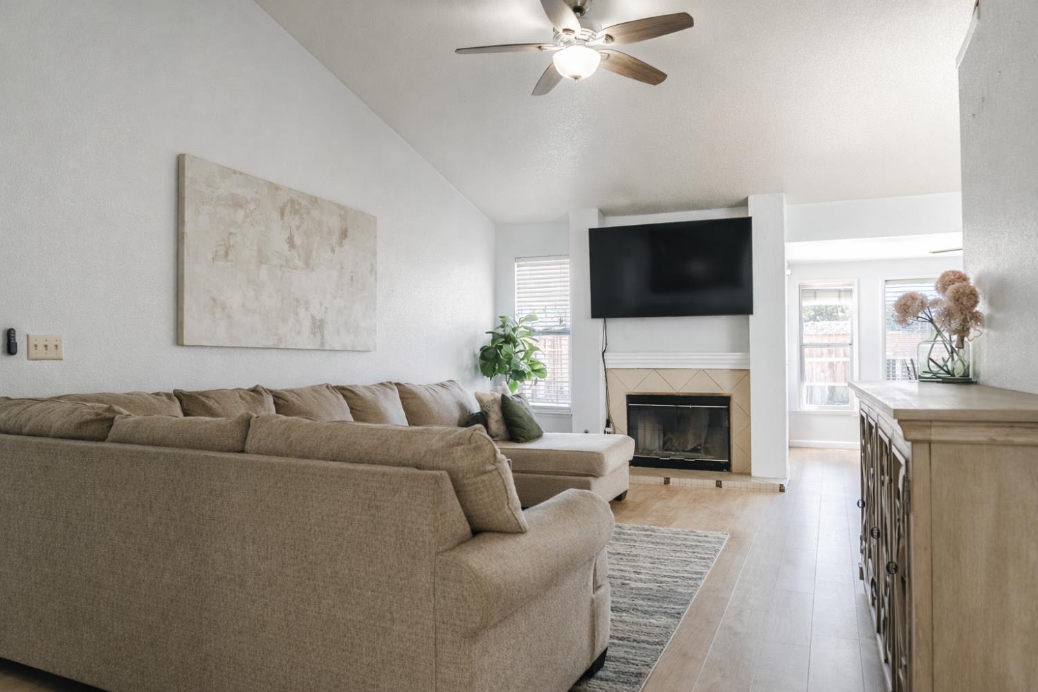 2030 Hastings Ave, Los Banos, CA 93635