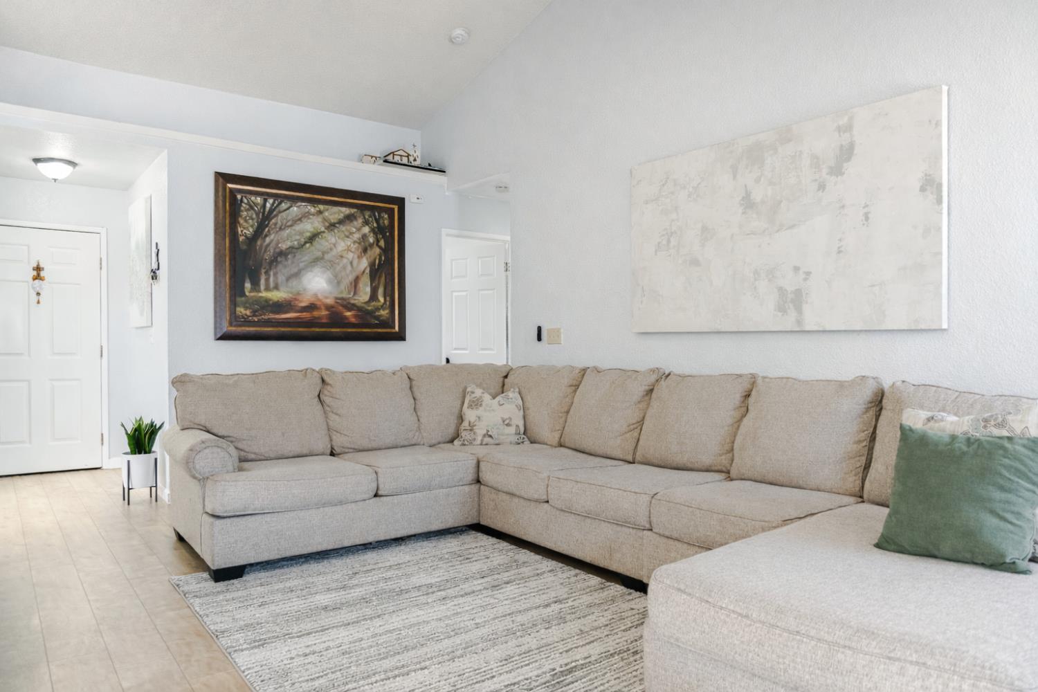 2030 Hastings Ave, Los Banos, CA 93635