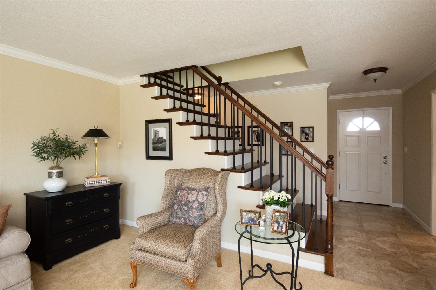 1904 Kendall Ave, Modesto, CA 95355