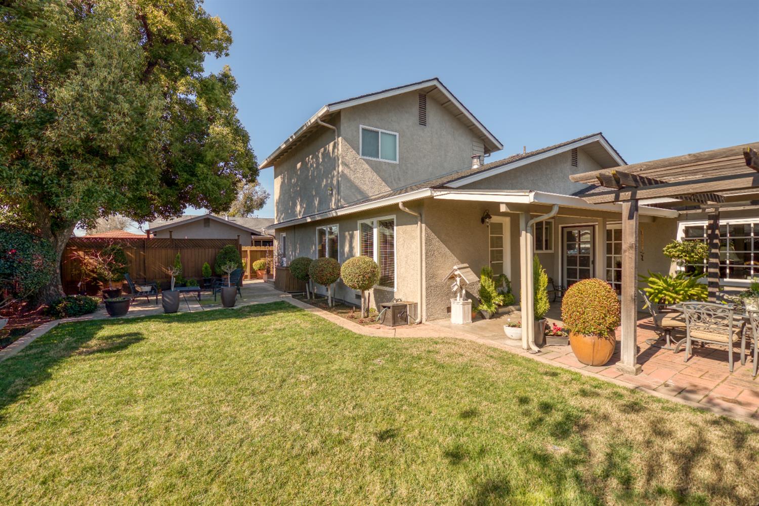 1904 Kendall Ave, Modesto, CA 95355