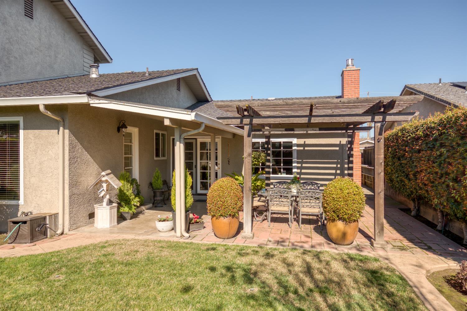 1904 Kendall Ave, Modesto, CA 95355