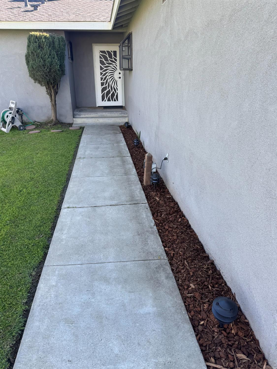 224 N Santa Ana St, Los Banos, CA 93635