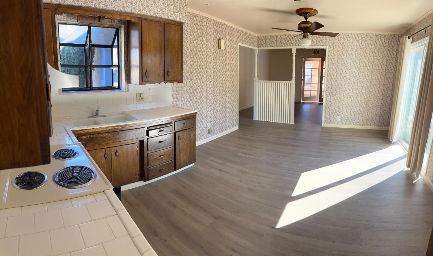 224 N Santa Ana St, Los Banos, CA 93635