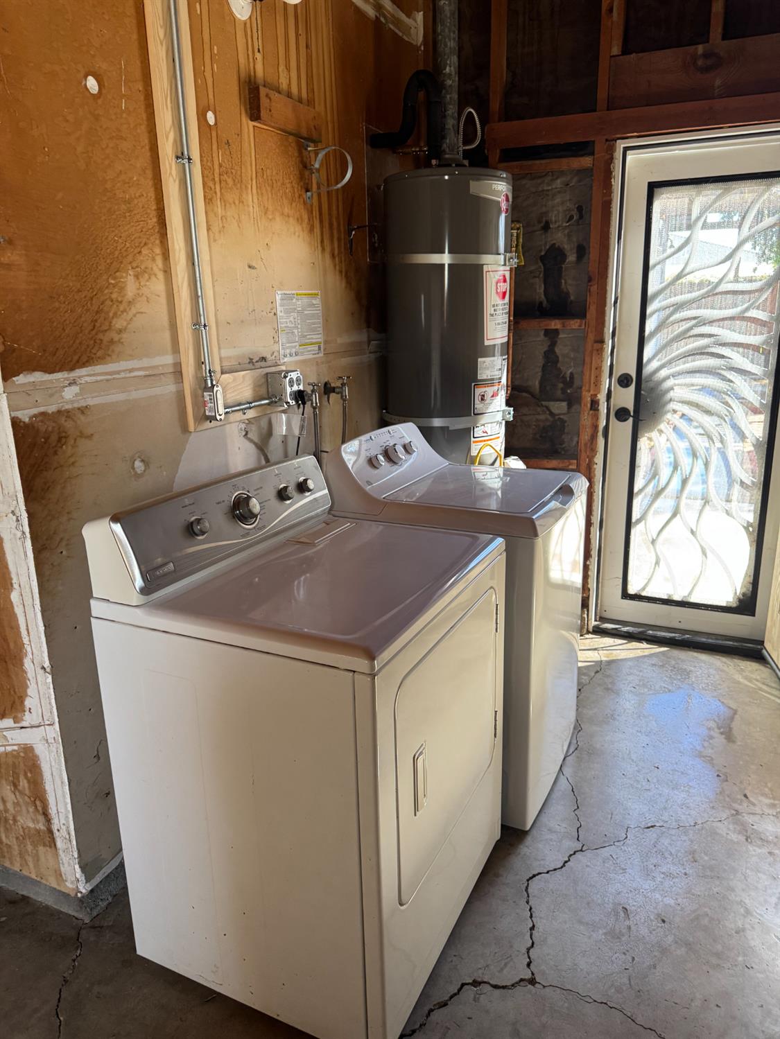 224 N Santa Ana St, Los Banos, CA 93635