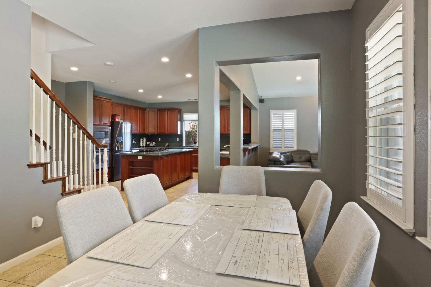 4666 Treasure Ct, Turlock, CA 95382