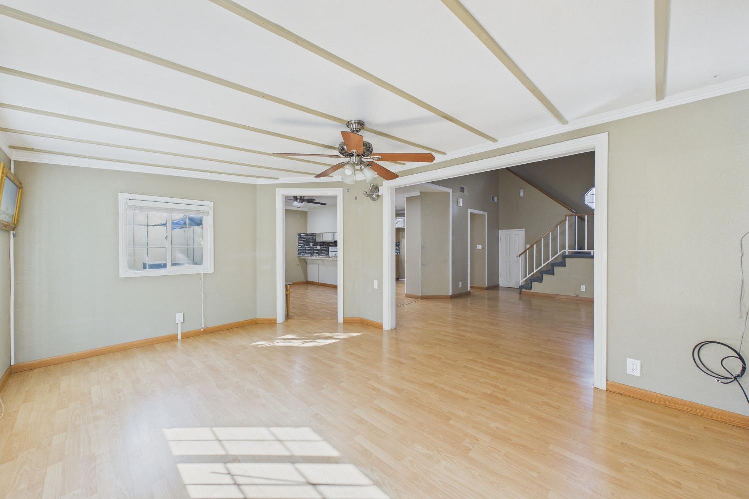 1912 Middelburg Ct, Modesto, CA 95356