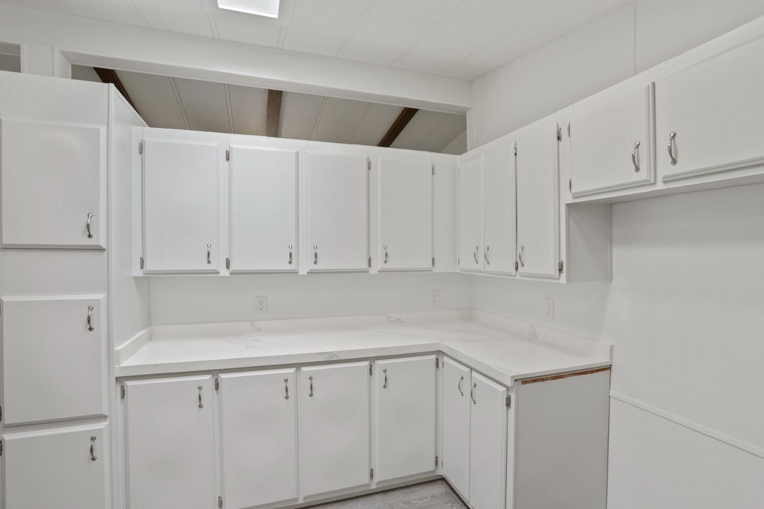 2124 Key West Ln, Modesto, CA 95350