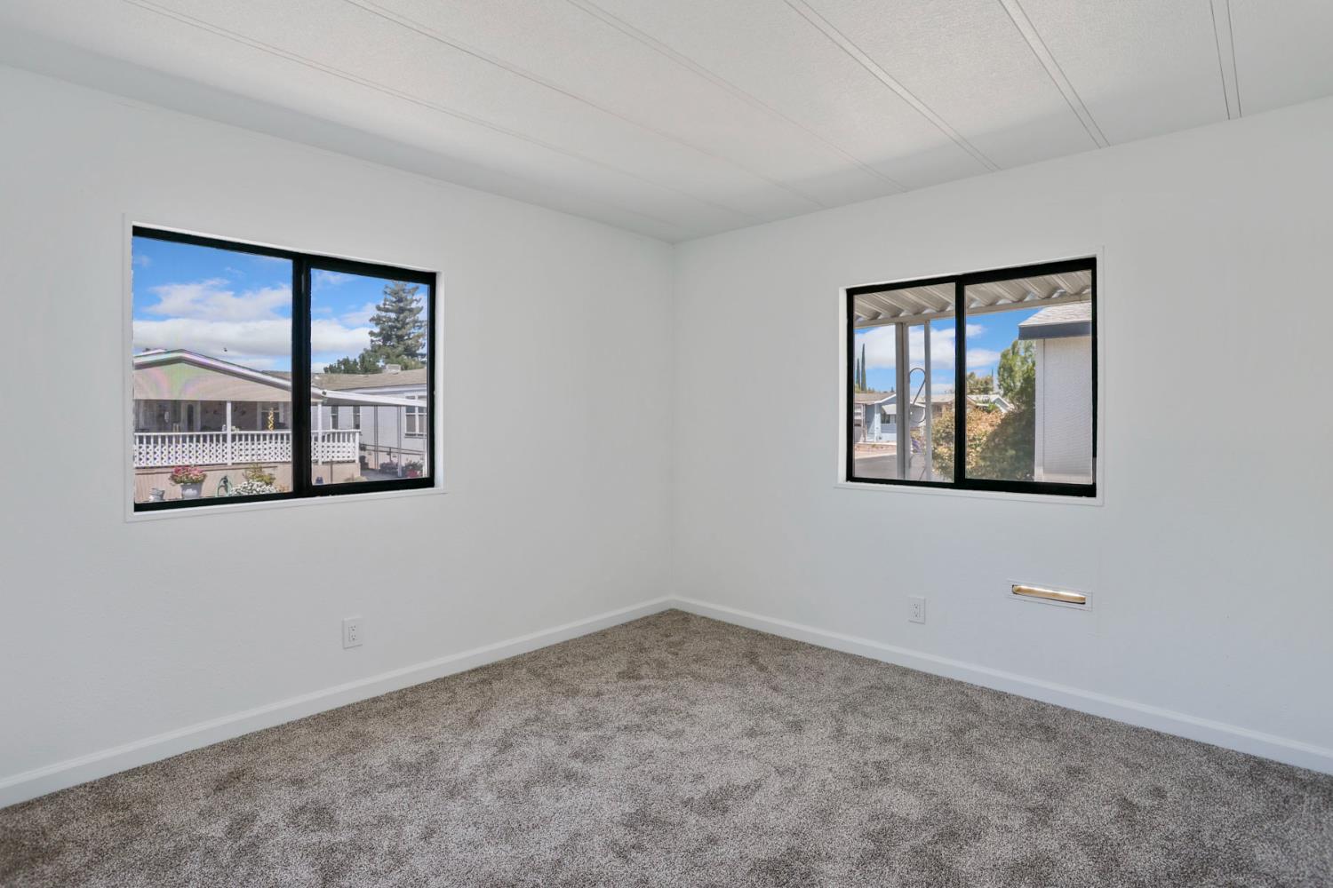 2124 Key West Ln, Modesto, CA 95350