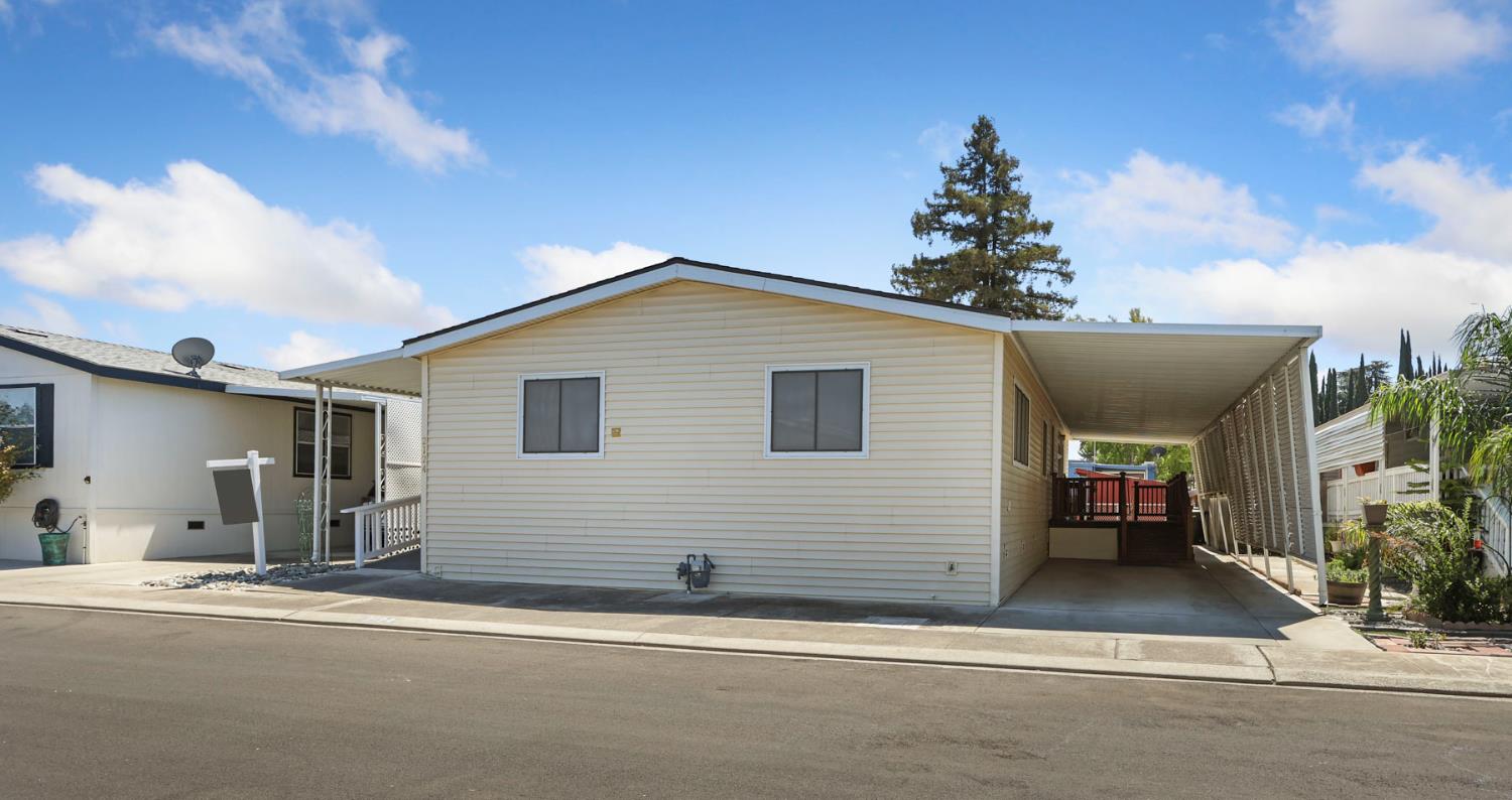 2124 Key West Ln, Modesto, CA 95350