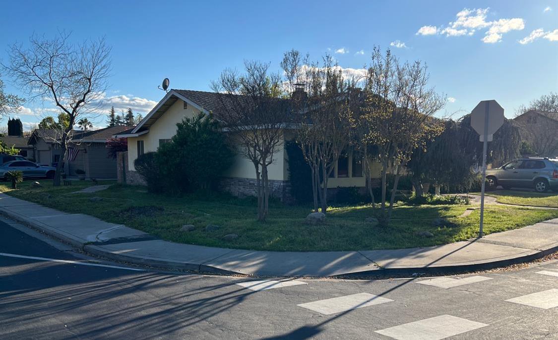 750 Coralwood Rd, Modesto, CA 95356
