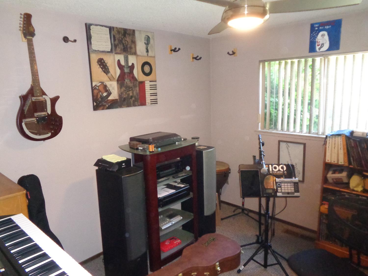 750 Coralwood Rd, Modesto, CA 95356