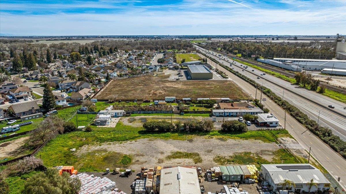 341 S PARALLEL Ave, Ripon, CA 95366