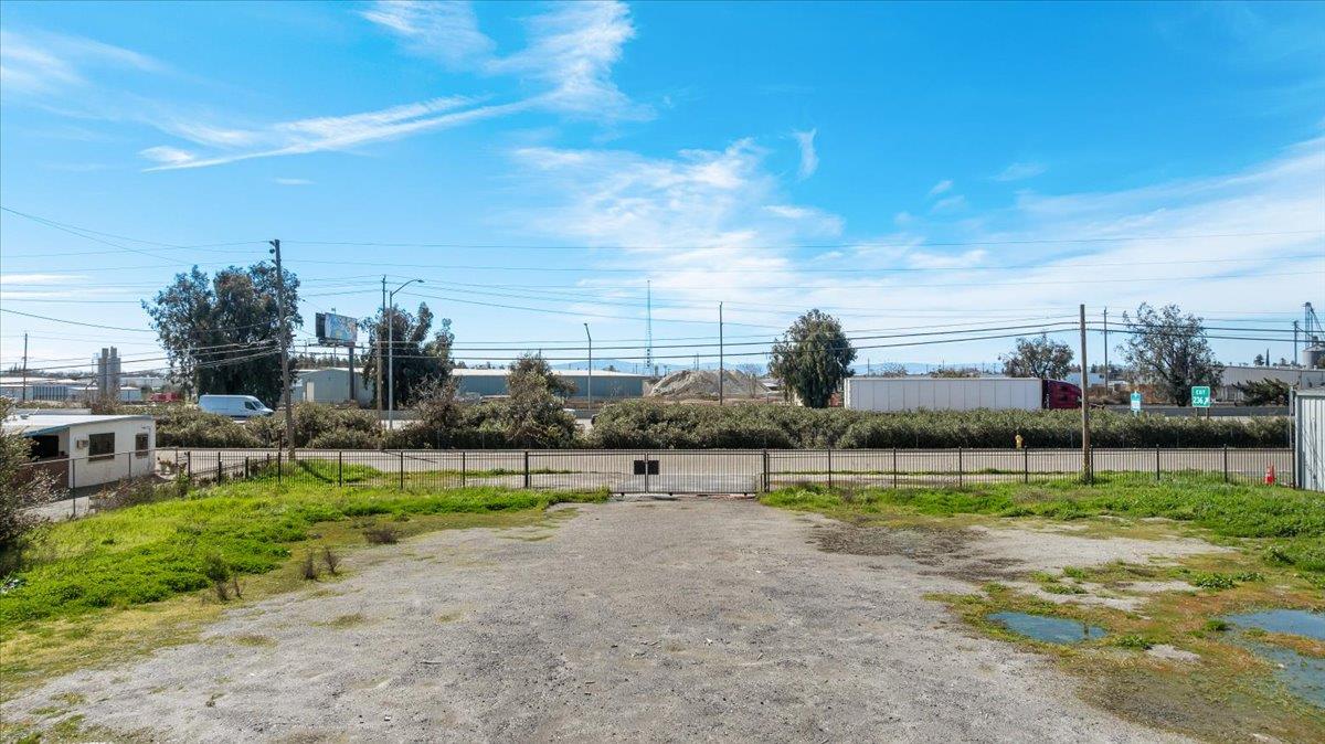 341 S PARALLEL Ave, Ripon, CA 95366