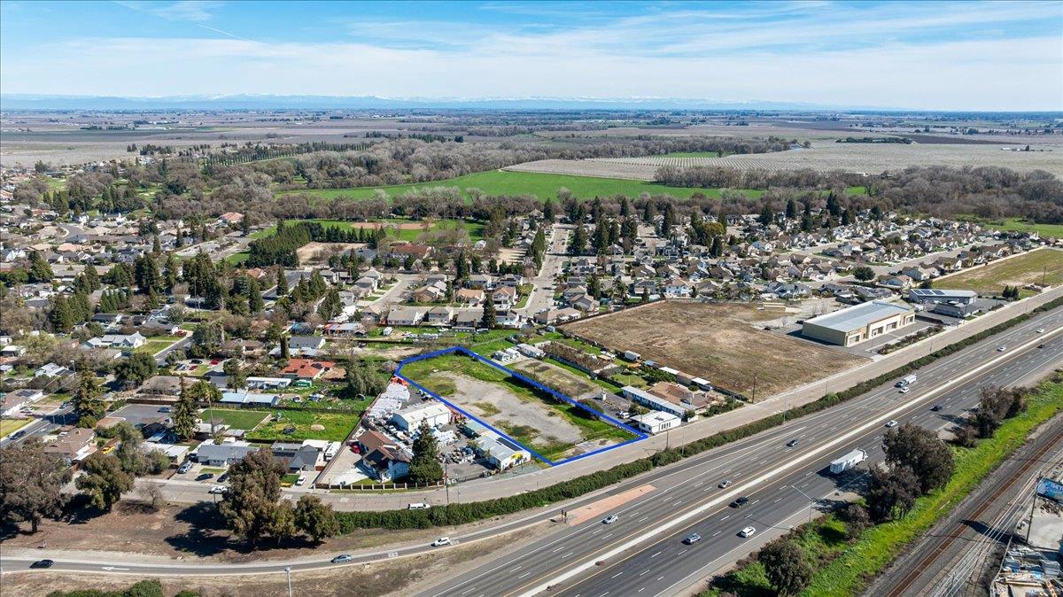 341 S PARALLEL Ave, Ripon, CA 95366