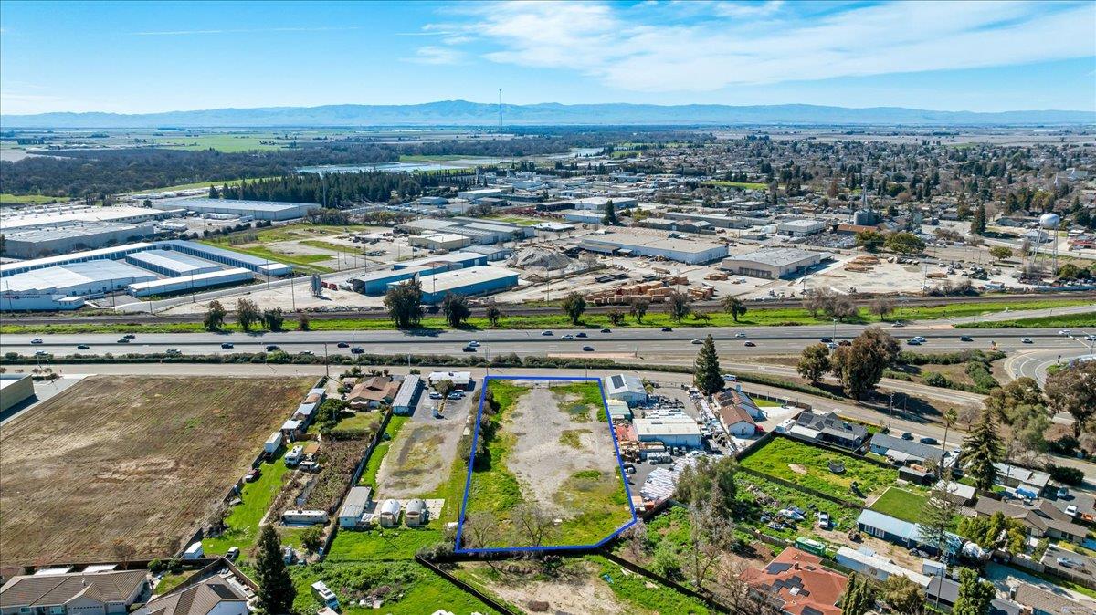 341 S PARALLEL Ave, Ripon, CA 95366