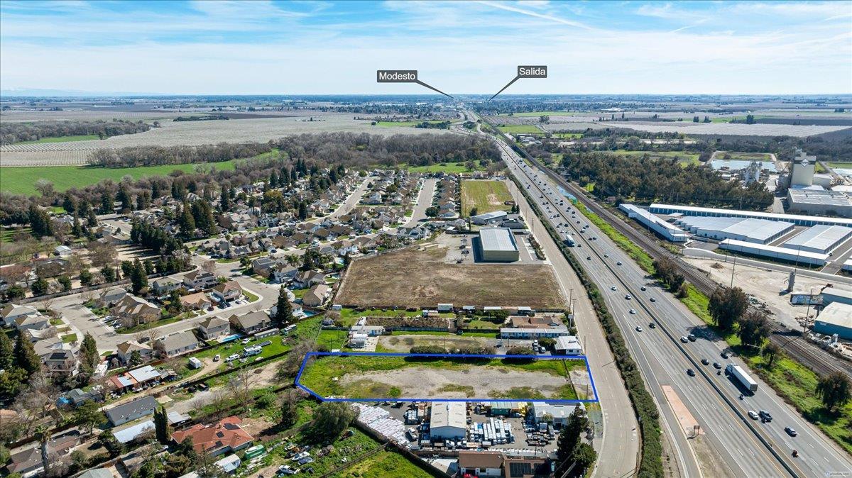 341 S PARALLEL Ave, Ripon, CA 95366