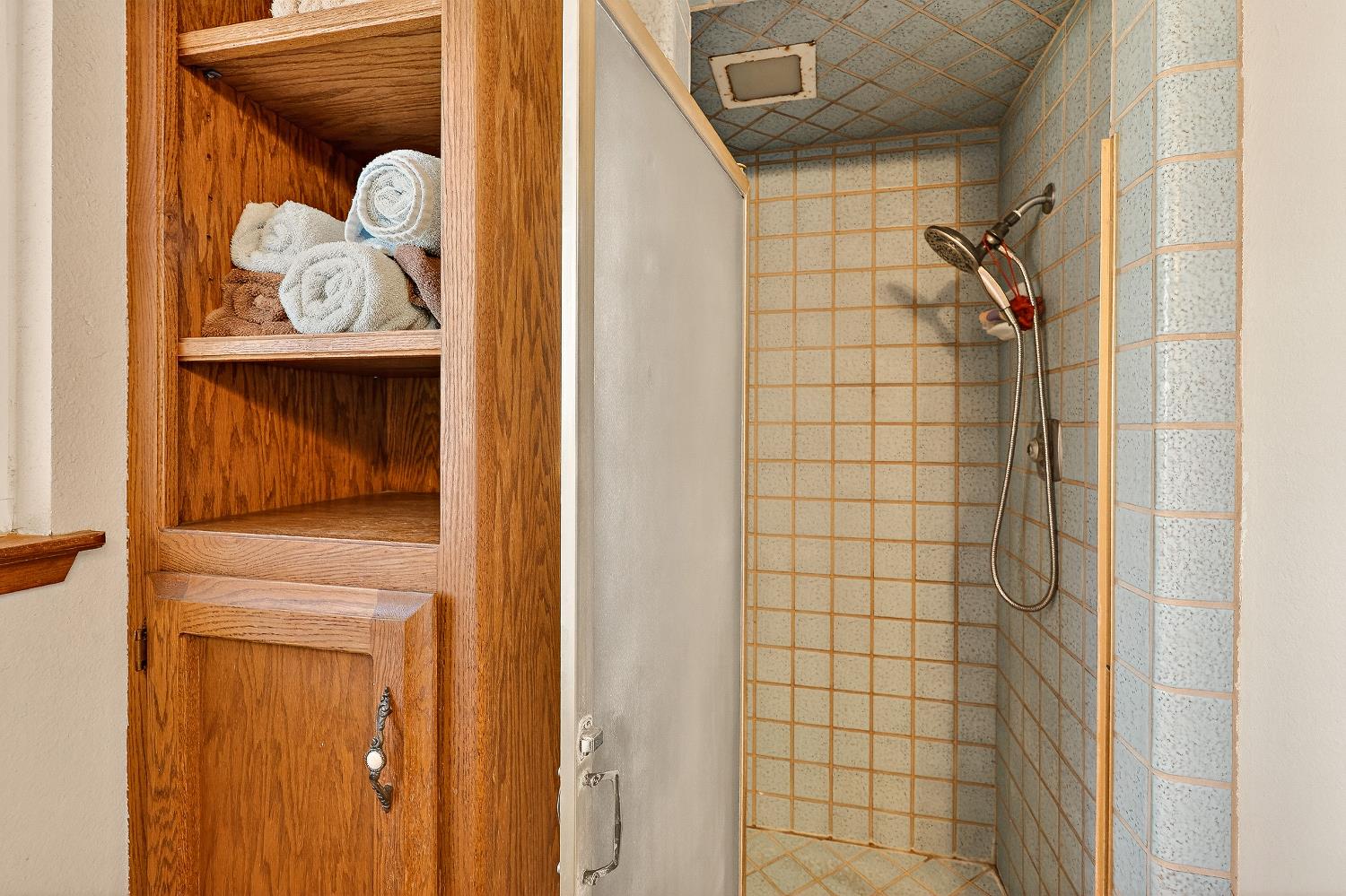 13807 Dallas Rd, Hickman, CA 95323