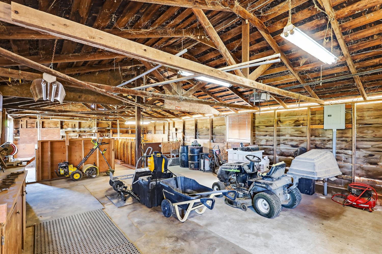 13807 Dallas Rd, Hickman, CA 95323