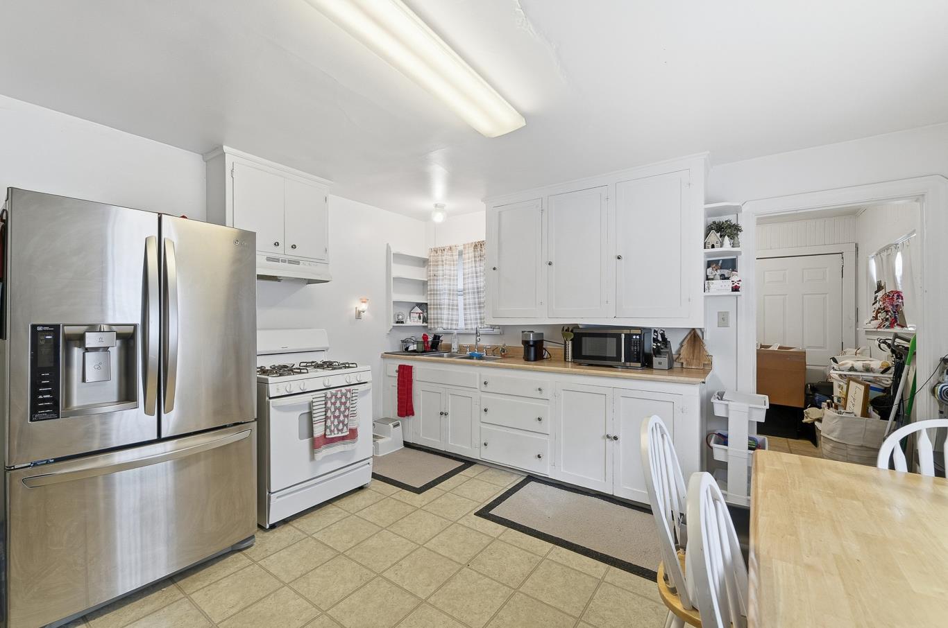 237 Church Ave, Oakdale, CA 95361