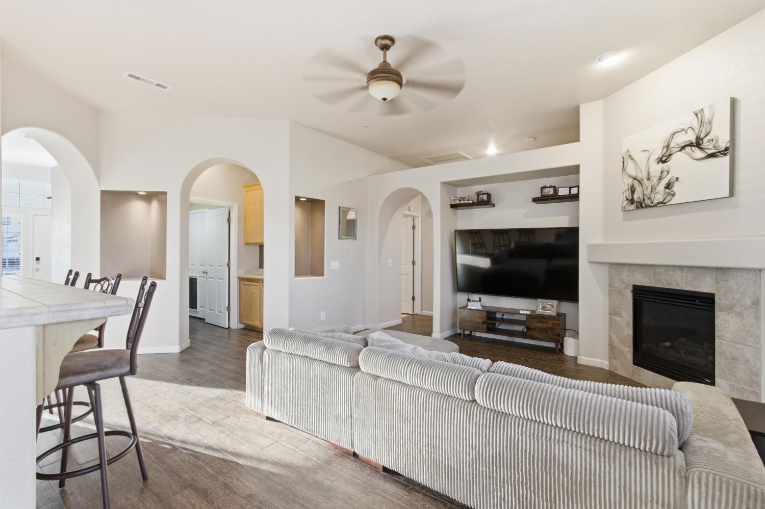 21688 Hanlon Ave, Dos Palos, CA 93620