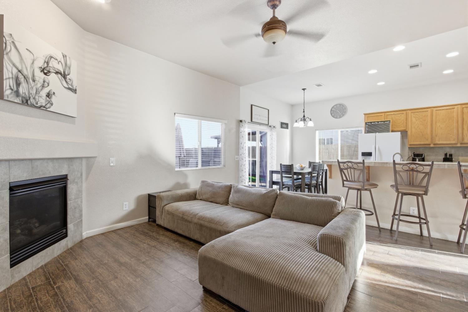 21688 Hanlon Ave, Dos Palos, CA 93620