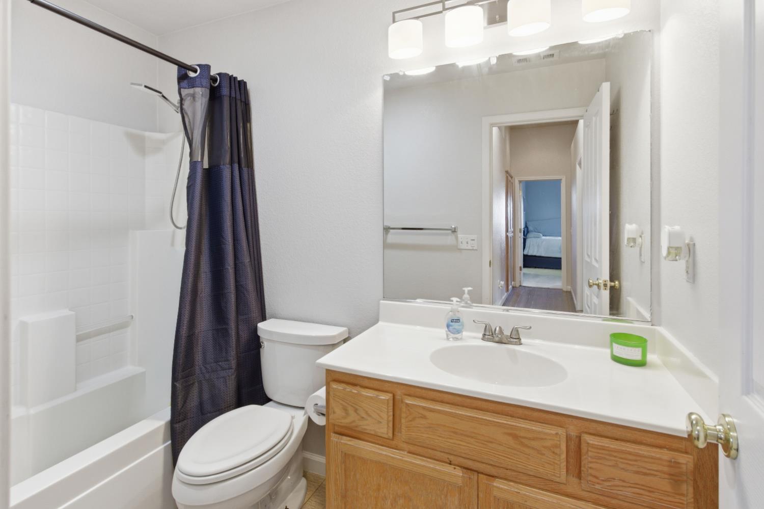 21688 Hanlon Ave, Dos Palos, CA 93620