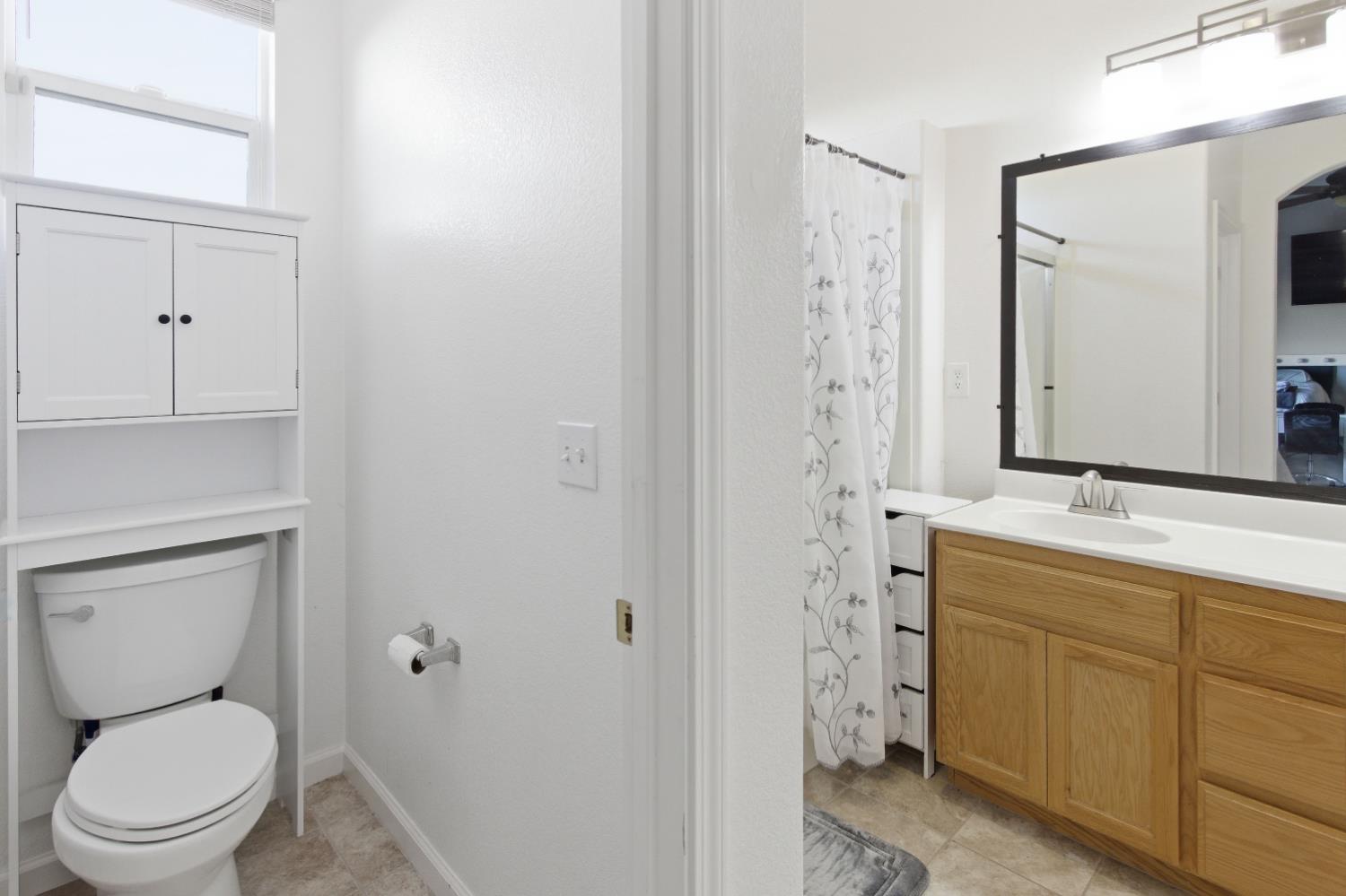 21688 Hanlon Ave, Dos Palos, CA 93620