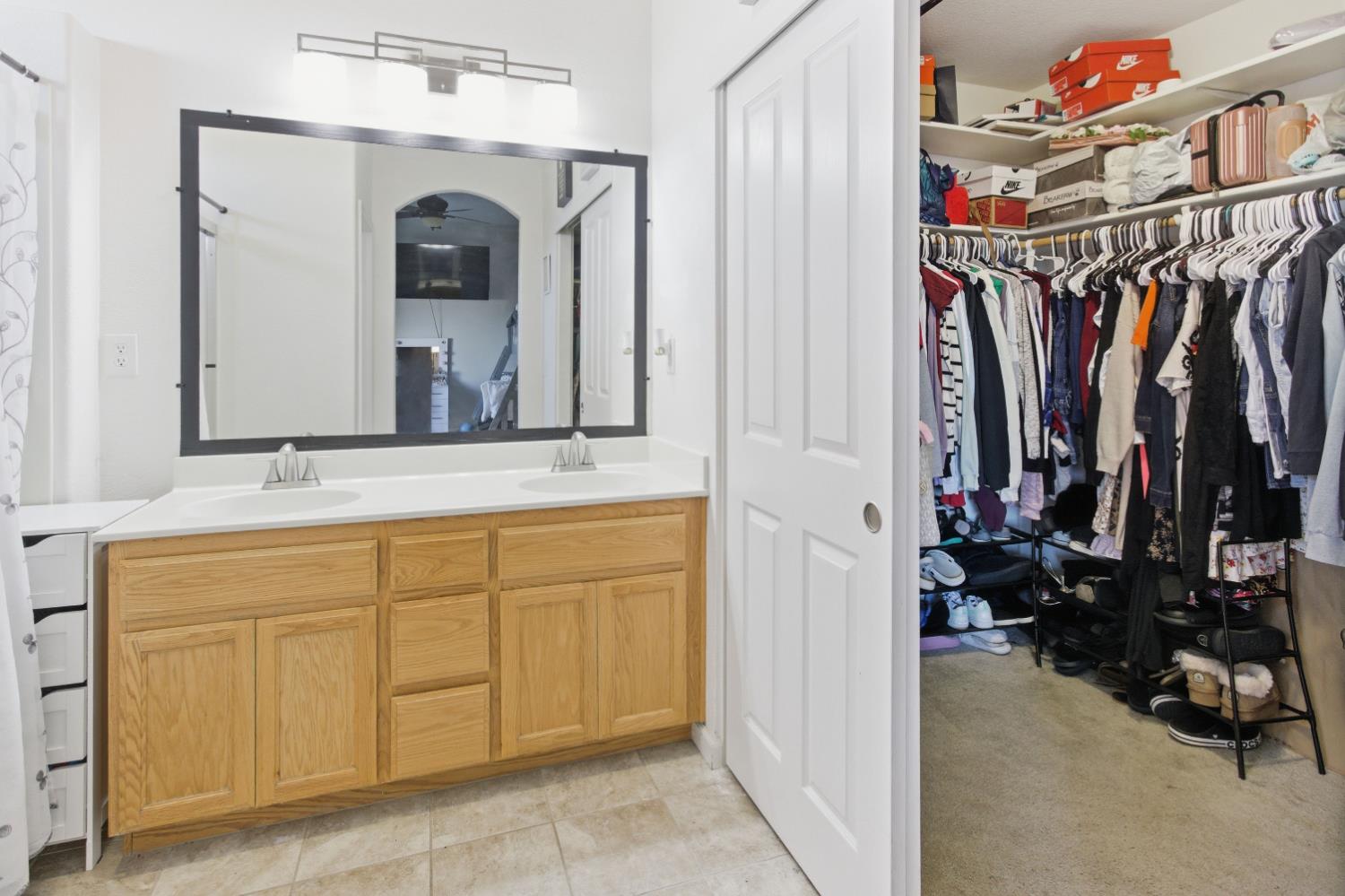 21688 Hanlon Ave, Dos Palos, CA 93620