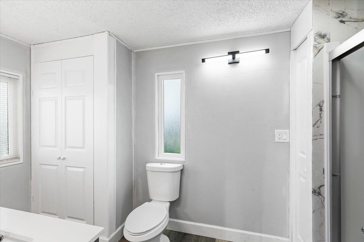 5901 Newbrook Cir #117, Riverbank, CA 95367