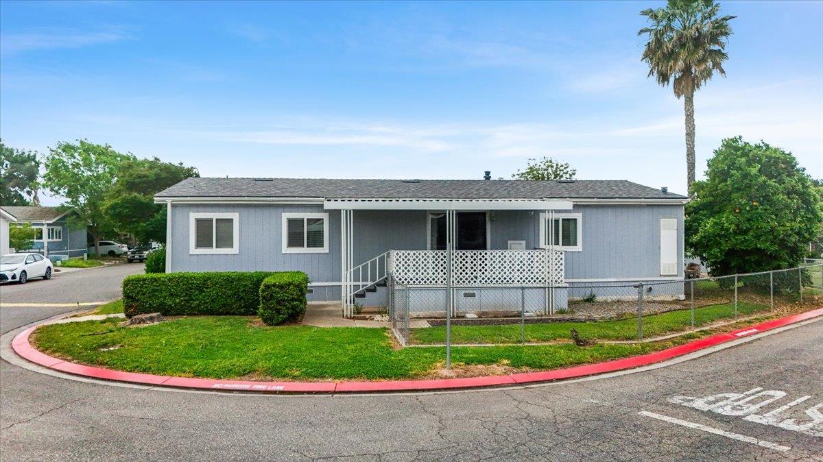 5901 Newbrook Cir #117, Riverbank, CA 95367